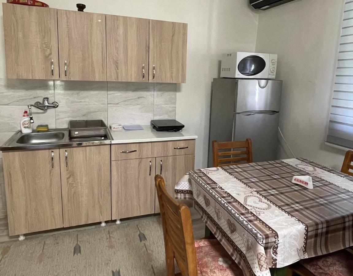Vikendica Cerovic Villa Kraljevo Exteriör bild